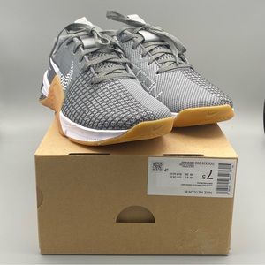 NIB Nike Metcon 8 Sneakers, Size 7.5